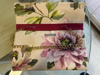 Cartera de mano Adela Marín floral