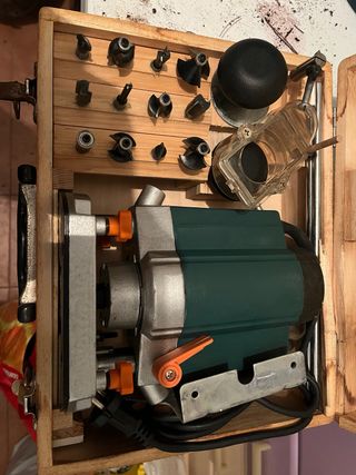 Fresadora Kevin Line con accesorios