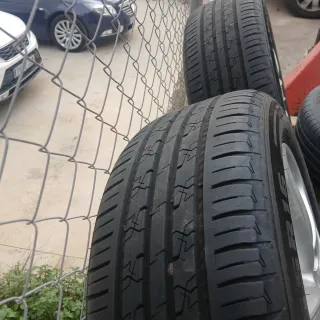 4 Llantas con Neumáticos Seat León II