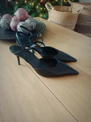 Tacones Zara Talla 37 Negro