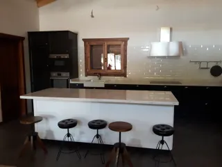 Montador de muebles de cocina y armarios