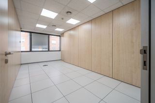 Nave industrial en venta en San Fermín en Madrid