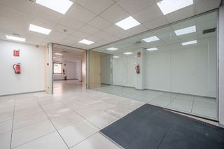 Nave industrial en venta en San Fermín en Madrid