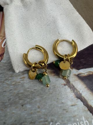 Pendientes de acero inoxidable con baño de oro