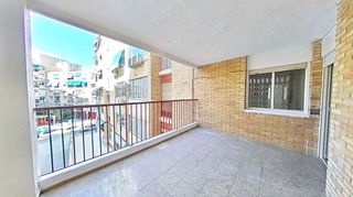 Piso en venta en Altozano - Conde Lumiares en Alicante