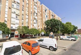 Piso en venta en Juan XXIII en Sevilla