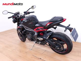 TRIUMPH STREET TRIPLE 765 R