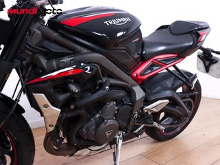 TRIUMPH STREET TRIPLE 765 R