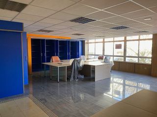 Oficina en alquiler en Os Mallos - San Cristóbal en Coruña (A)