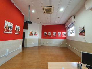 Local comercial en alquiler en Puente Genil