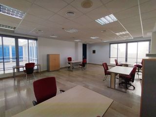 Oficina en alquiler en La Granja-La Colina-Los Pastores en Algeciras