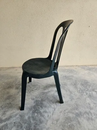 Sillas de plástico verde oscuro (10 unidades)
