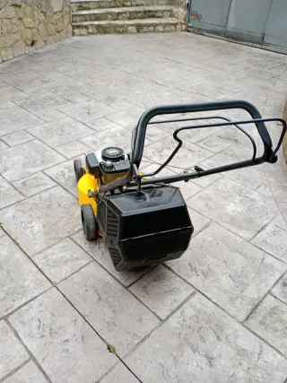 Cortacésped gasolina con tracción