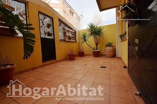 Casa adosada en venta en Cariñena - Carinyena en Villarreal