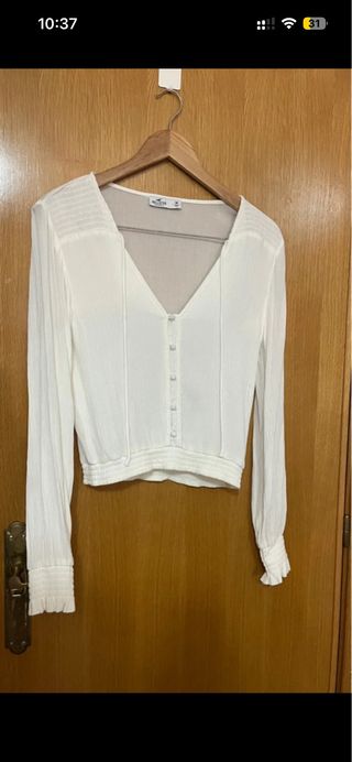 Blusa Hollister manga larga escote V