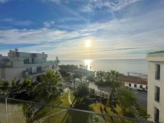 Piso en venta en El Faro de Calaburra - Chaparral en Mijas