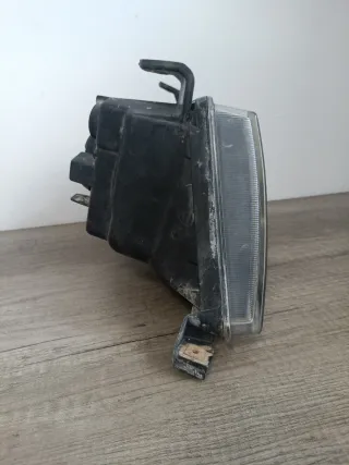 Faro Izquierdo Mitsubishi Montero