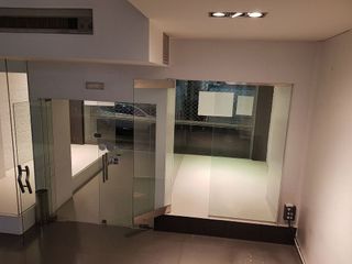 Local comercial en venta en Zona Teatro Campoamor en Oviedo