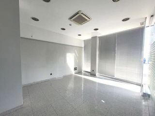 Local comercial en venta en Piñeiros- Freixeiro en Narón