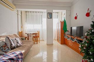 Piso en venta en Cruz Roja en Sevilla