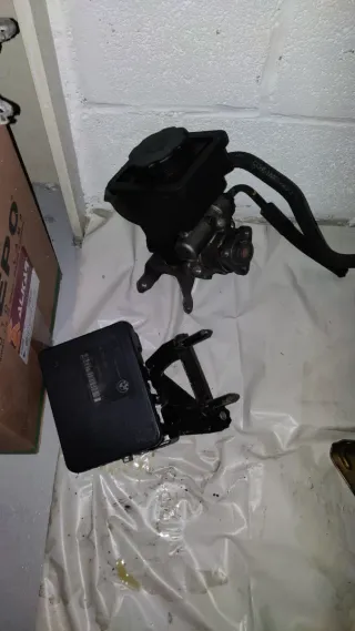 Bomba Dirección y modulo ABS dsc BMW E46