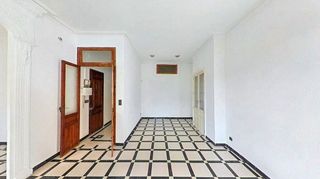 Piso en venta en Mercado en Alicante