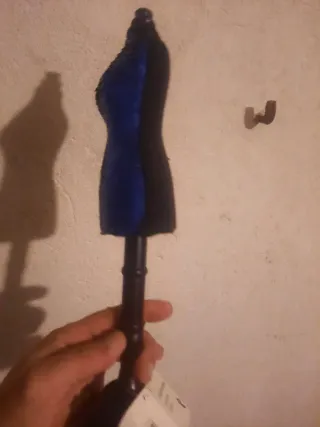 Manichino porta gioielli nero