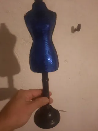 Manichino porta gioielli nero