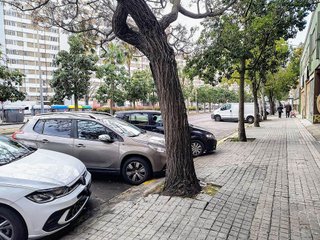 Garaje en venta en Centre en Hospitalet de Llobregat, L´
