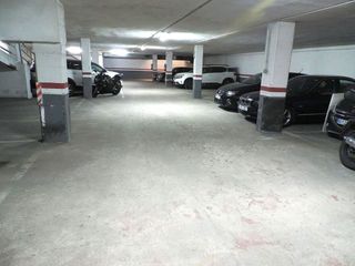 Garaje en venta en Riu en Santa Coloma de Gramanet