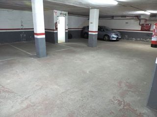 Garaje en venta en Riu en Santa Coloma de Gramanet