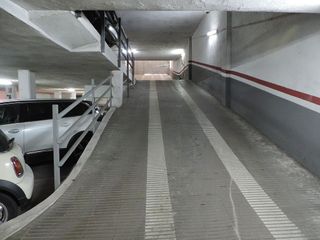 Garaje en venta en Riu en Santa Coloma de Gramanet