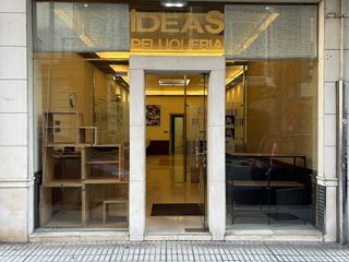 Local comercial en alquiler en Centro en Gijón