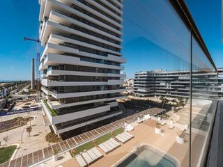 Piso en alquiler en Parque Mediterráneo - Santa Paula en Málaga