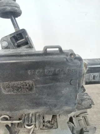 Cerradura Delantera Derecha Seat León/Toledo