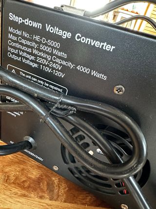Transformador 230V a 110V 5000W Bronson HE-D