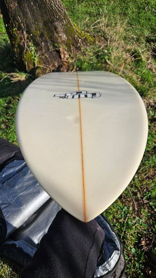 Tabla de surf Full & Cas, Surfboard