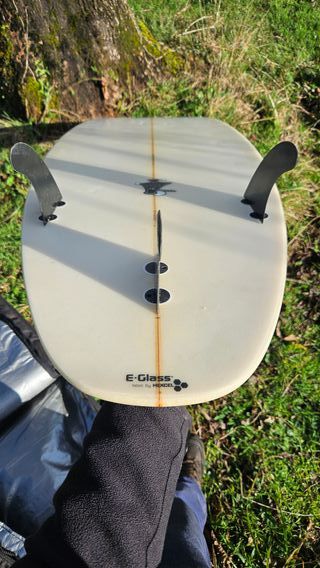 Tabla de surf Full & Cas, Surfboard