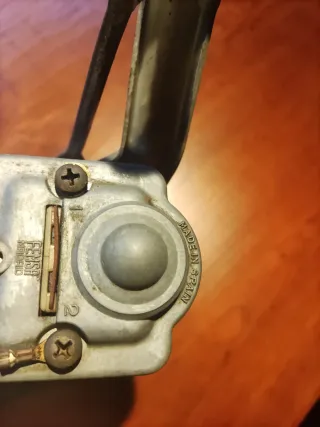 Motor limpiaparabrisas Seat 850 con varillas