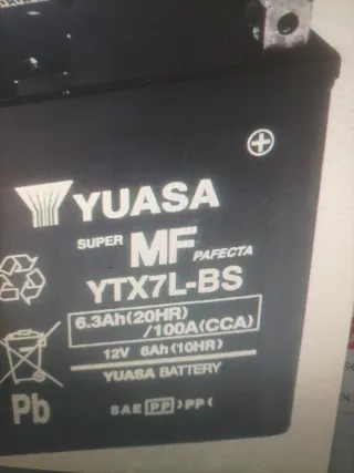 Batería Yuasa YTX7L-BS 12V 6Ah