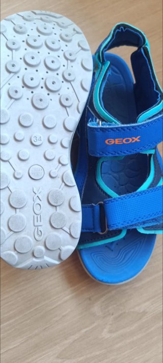 Sandalias Geox niño azul y naranja. Talla 34