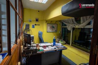 Local comercial en venta en Castilla - Hermida en Santander