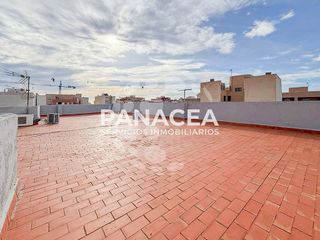 Ático en venta en Roquetas Centro en Roquetas de Mar