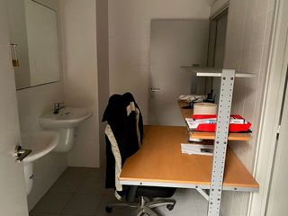 Nave industrial en alquiler en Centre en Prat de Llobregat, El