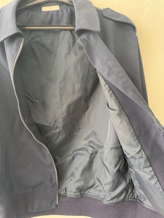 Cazadora militar azul