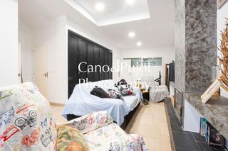 Casa en venta en Santa Perpètua de Mogoda