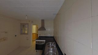 Piso en venta en Riera Alta - Llatí en Santa Coloma de Gramanet