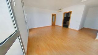 Piso en venta en Cementiri Vell en Terrassa