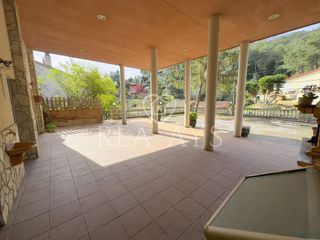 Chalet en venta en Vallirana