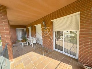 Chalet en venta en Vallirana